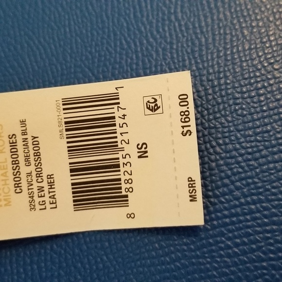 SOLD! Michael Kors large crossbody leather - Picture 3 of 4